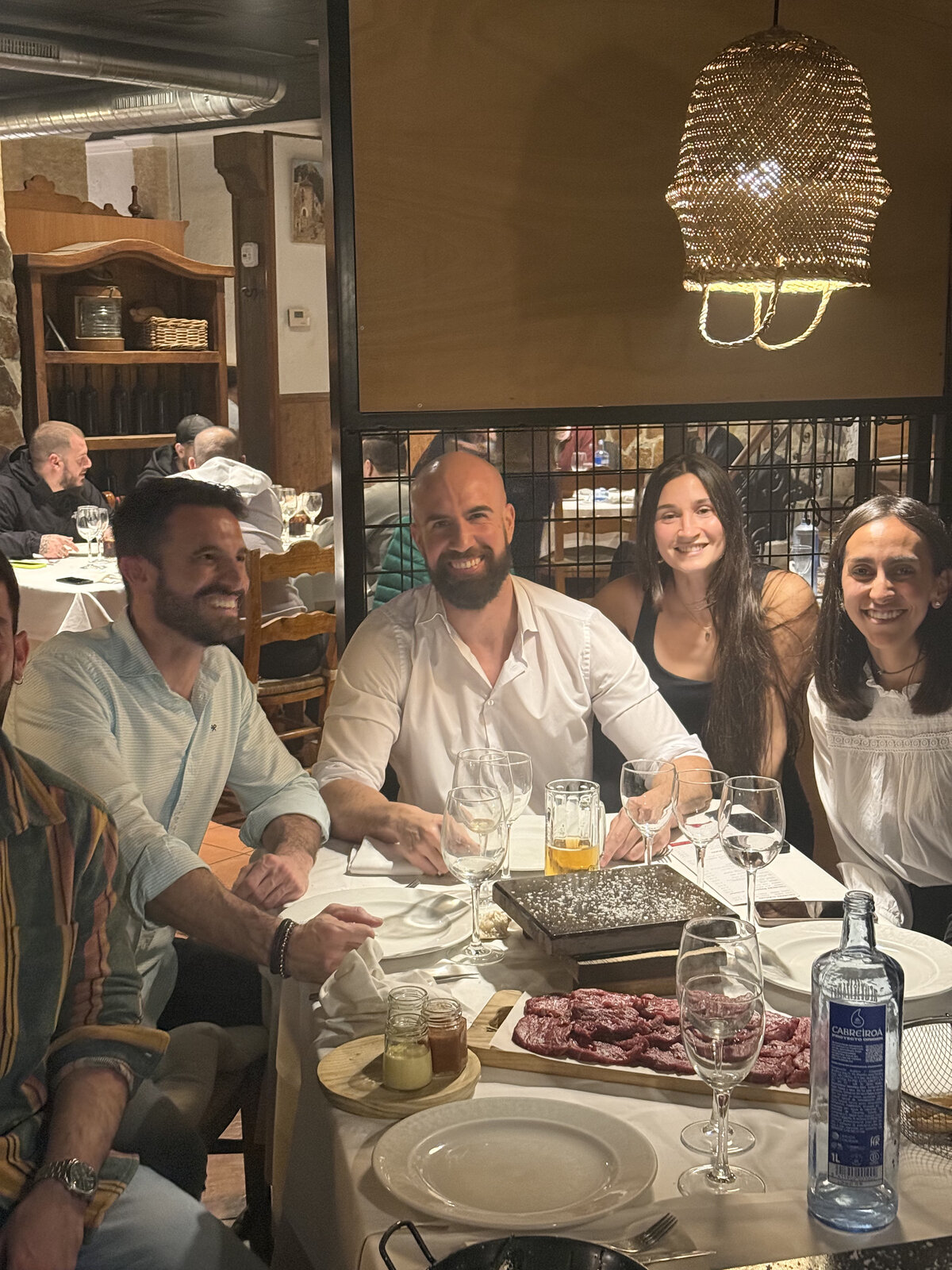 Adrián con arquitectos y arquitectos técnicos que ya están cambiando su vida